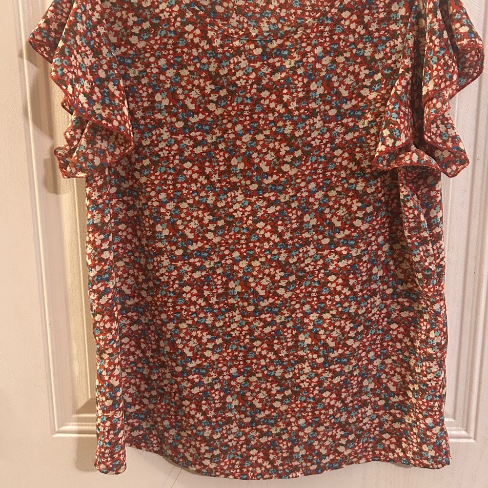 Floral Ruffle Sleeve Top